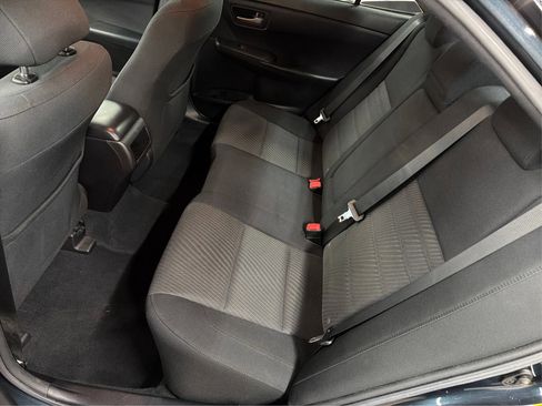 Used 2017 Toyota Camry LE image 25