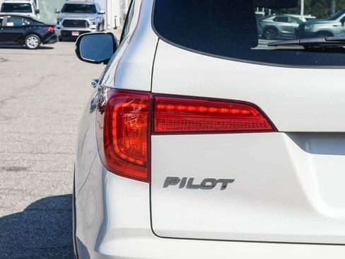 Used 2016 Honda Pilot Touring image 6