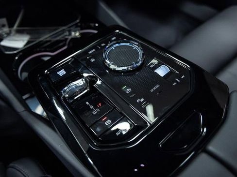 New 2026 BMW 540i xDrive w/ Executive Package image 21