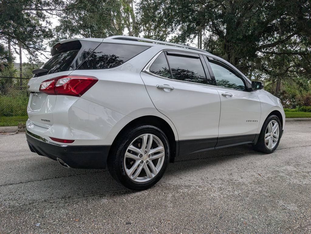 Used 2020 Chevrolet Equinox Premier FWD image 9