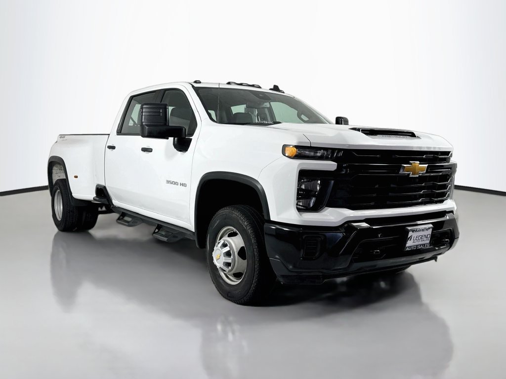 Used 2024 Chevrolet Silverado 3500 W/T AWD/4WD image 4