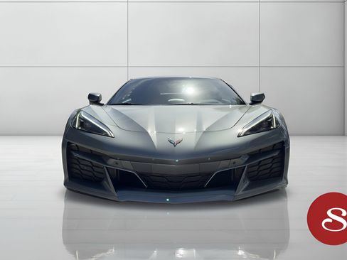 Used 2023 Chevrolet Corvette Z06 w/ Chrome Exterior Badge Package image 5