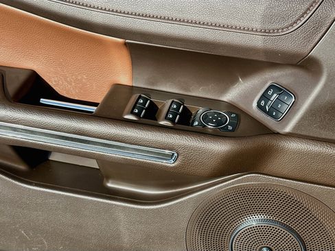 Used 2023 Ford Expedition King Ranch RWD image 18