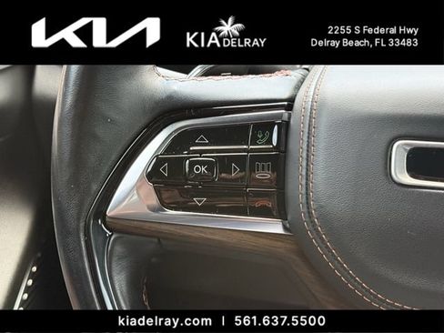 Used 2021 Jeep Grand Cherokee L Summit w/ Luxury Tech Group V AWD/4WD image 20