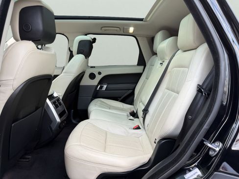 Used 2020 Land Rover Range Rover Sport HSE image 36