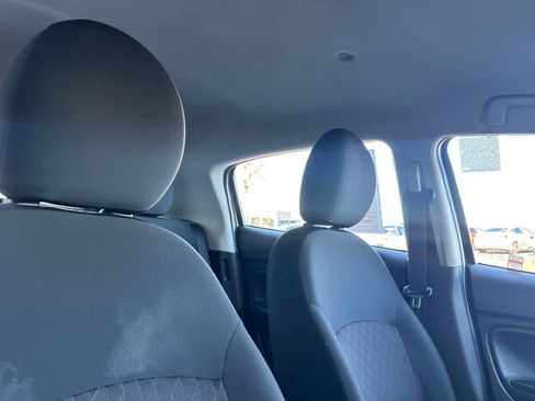 Used 2024 Mitsubishi Mirage ES image 17