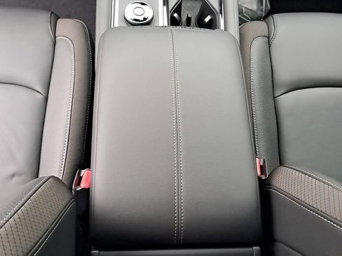 New 2025 Nissan Pathfinder SL w/ SL Premium Package image 27