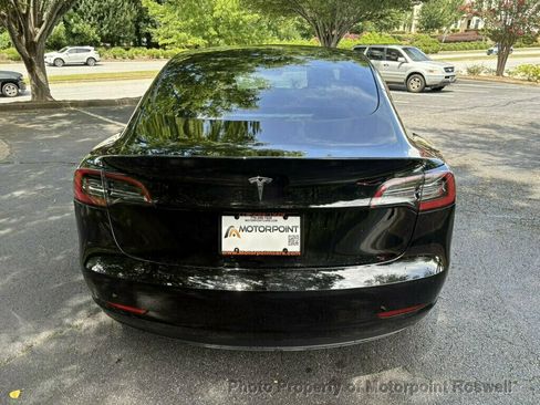 Used 2023 Tesla Model 3 Standard Range RWD image 10