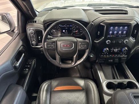 Used 2021 GMC Sierra 1500 AT4 w/ AT4 Value Package AWD/4WD image 14
