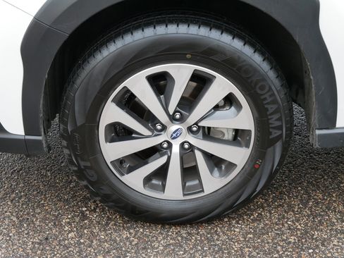 Used 2024 Subaru Outback Premium image 15