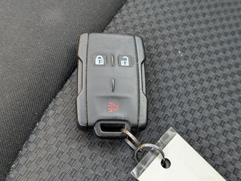 Used 2022 Chevrolet Colorado LT w/ Fleet Safety Package image 19