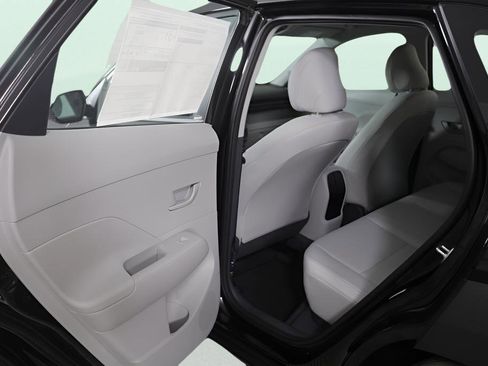 New 2026 Hyundai Kona SE FWD image 25