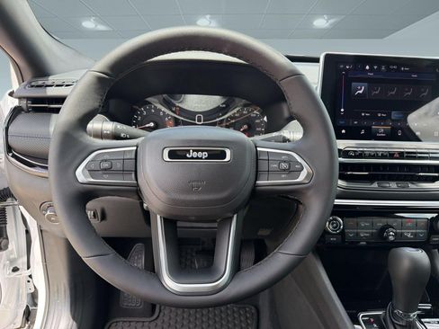 New 2026 Jeep Compass Latitude AWD/4WD image 11