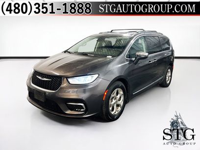 Used 2022 Chrysler Pacifica Limited