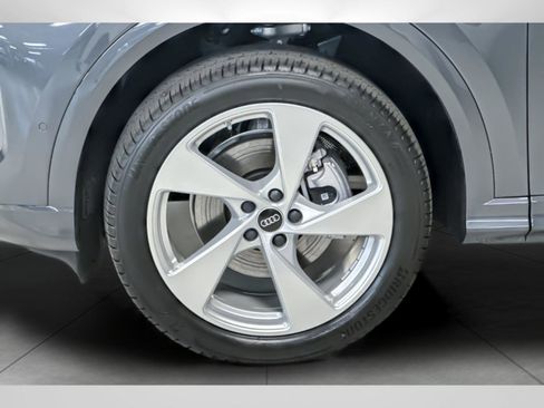 New 2025 Audi Q5 Premium AWD/4WD image 25