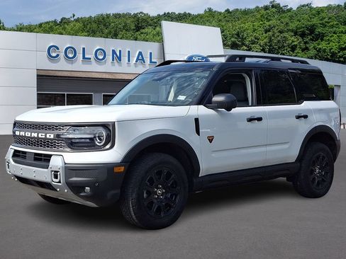 Used 2025 Ford Bronco Sport Badlands w/ Badlands Tech Package AWD/4WD image 3