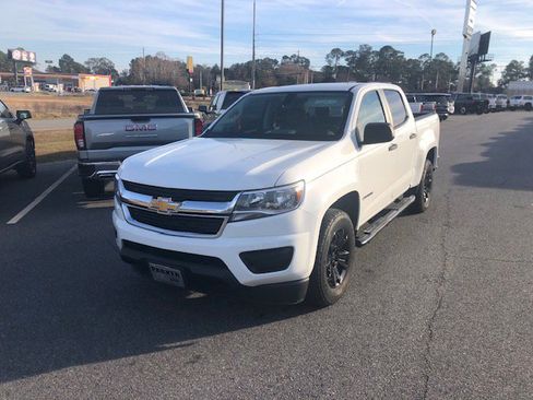 Used 2016 Chevrolet Colorado W/T w/ WT Convenience Package image 2