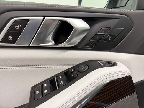 New 2026 BMW X5 xDrive40i w/ Climate Comfort Package image 19