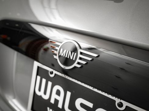 Used 2023 MINI Cooper SE image 17