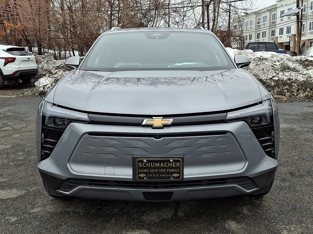 Used 2025 Chevrolet Blazer EV LT AWD/4WD image 3