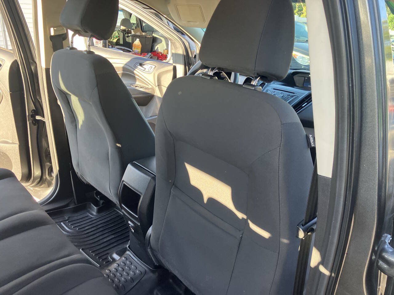 Used 2015 Ford Escape S FWD image 31
