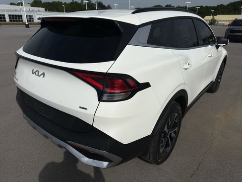 Used 2025 Kia Sportage EX w/ EX Premium Package AWD/4WD image 11