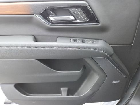 New 2026 GMC Yukon XL Denali w/ Sun & Power Step Package image 37