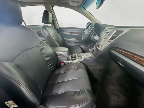 Used 2014 Subaru Legacy 2.5i Limited image 30