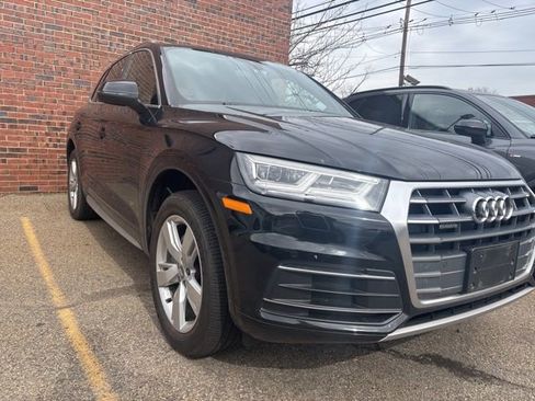 Used 2019 Audi Q5 2.0T Premium Plus w/ Premium Plus Package image 11