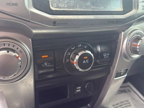 Used 2018 Toyota 4Runner SR5 RWD image 22