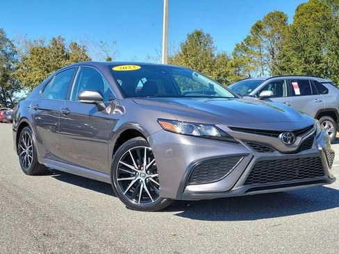 Used 2023 Toyota Camry SE image 35