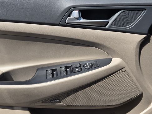 Used 2019 Hyundai Tucson Sport w/ Cargo Package FWD image 21