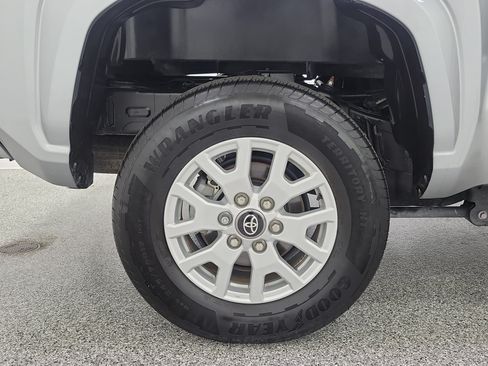 Used 2025 Toyota Tacoma SR5 RWD image 8