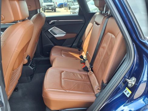 Used 2021 Audi Q3 2.0T Premium Plus w/ Premium Plus Package image 18