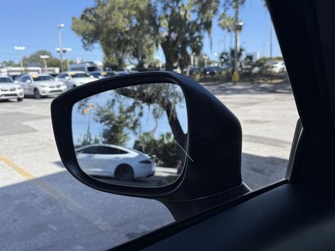 Used 2018 MAZDA CX-5 Touring w/ Preferred Equipment Package FWD image 29