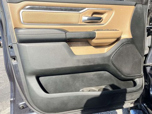 Used 2019 RAM 1500 Big Horn image 12