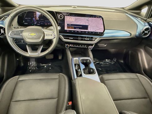 Used 2025 Chevrolet Equinox EV LT w/ Convenience Package FWD image 25