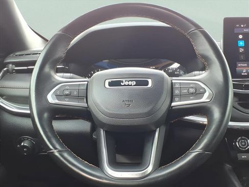 Used 2022 Jeep Compass Limited image 20