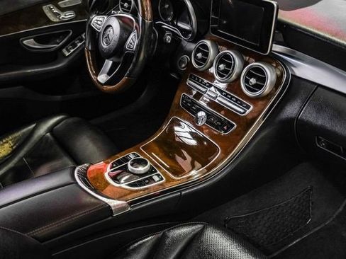 Used 2018 Mercedes-Benz C 300 Sedan image 21