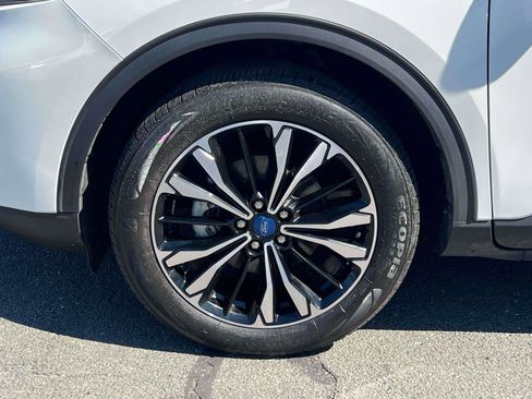 Used 2022 Ford Escape SEL w/ SEL Stealth AWD Package image 6