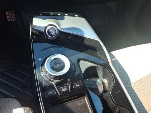 Used 2022 Kia EV6 GT-Line w/ GT-Line White Seat Package image 13