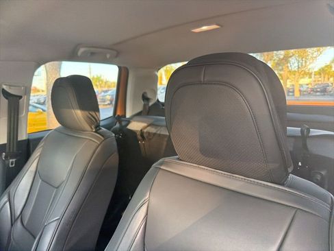 Used 2023 Ford Maverick XLT image 10