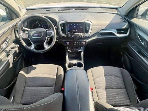 Used 2022 GMC Terrain SLE w/ Driver Convenience Package image 25