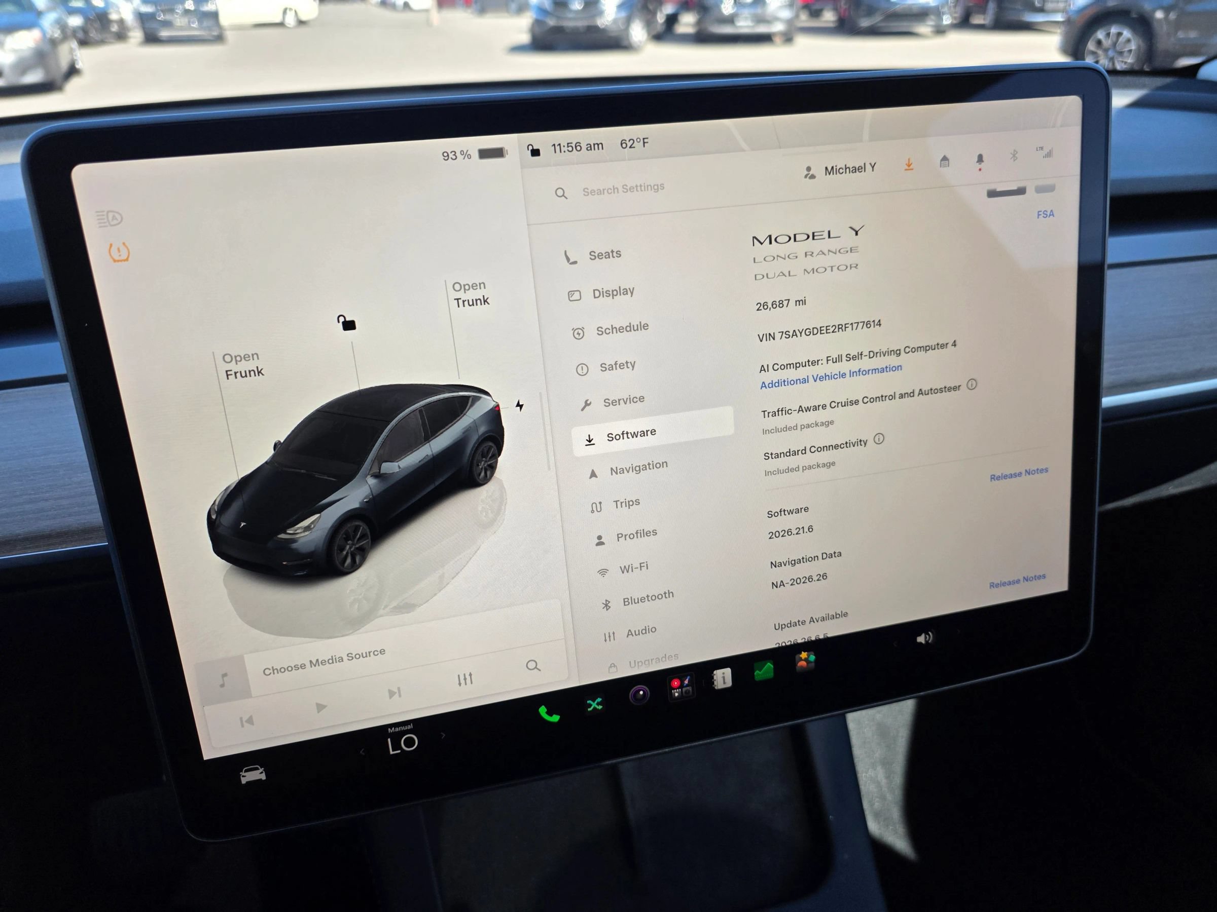 Used 2024 Tesla Model Y Long Range AWD/4WD image 2