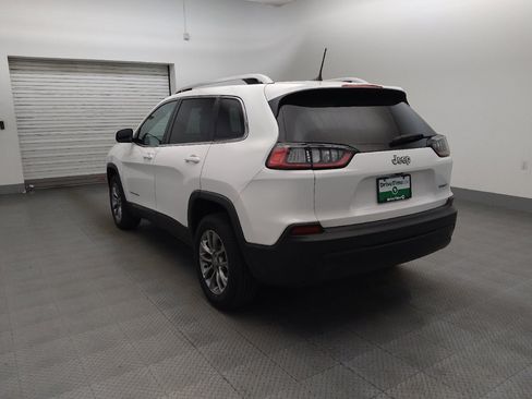 Used 2019 Jeep Cherokee Latitude Plus FWD image 5