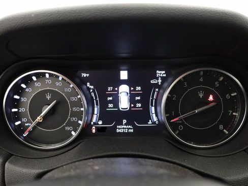 Used 2023 Maserati Levante Modena AWD/4WD image 5