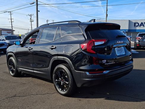 Used 2024 GMC Terrain AT4 image 6