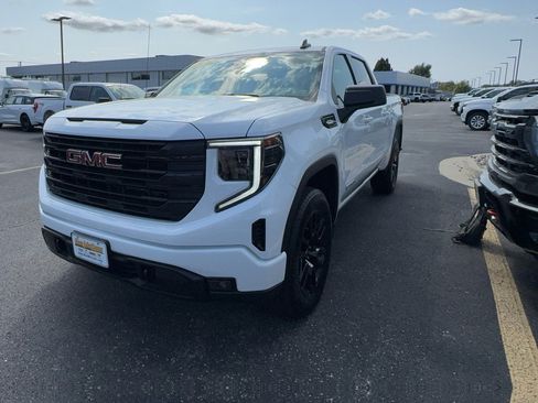 Certified 2025 GMC Sierra 1500 Elevation AWD/4WD image 8