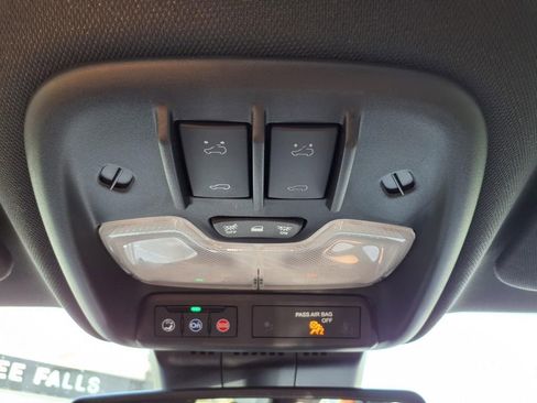 Used 2023 Chevrolet Colorado ZR2 w/ ZR2 Convenience Package III AWD/4WD image 26