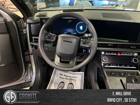 Used 2025 Hyundai Santa Fe Calligraphy AWD/4WD image 21